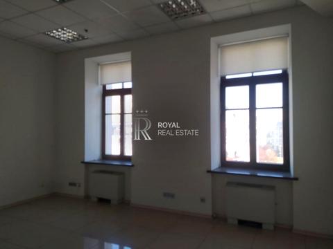 коммерческая по адресу Богдана Хмельницкого ул., 23