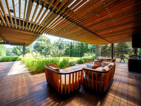 дом по адресу центральна