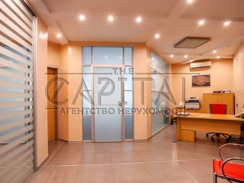 комерційна за адресою Київ, Василя Тютюнника вул. (Анрі Барбюса), 5-В