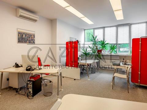 комерційна за адресою Київ, Василя Тютюнника вул. (Анрі Барбюса), 5-В