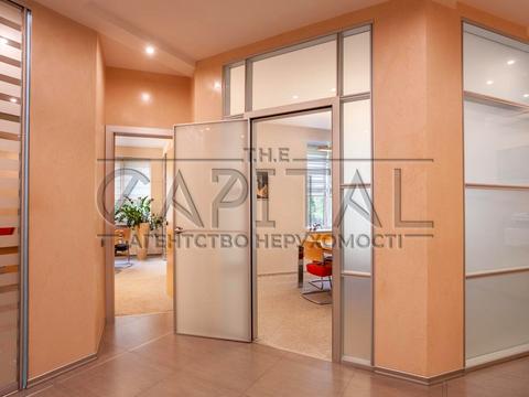 комерційна за адресою Київ, Василя Тютюнника вул. (Анрі Барбюса), 5-В