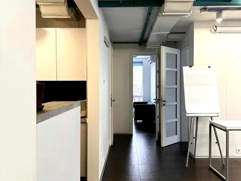 комерційна за адресою Київ, Соборності просп. (Возз'єднання), 30-А