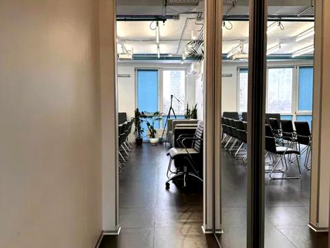 комерційна за адресою Київ, Соборності просп. (Возз'єднання), 30-А