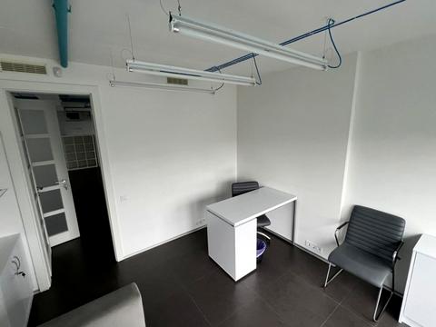 комерційна за адресою Київ, Соборності просп. (Возз'єднання), 30-А