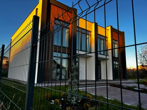 дом по адресу Наталії Забіли