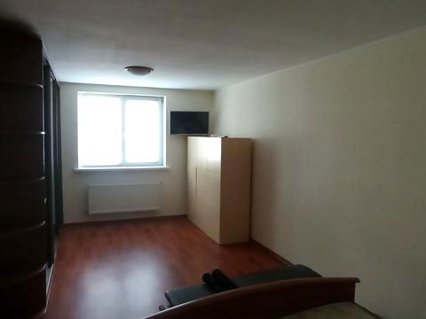 будинок за адресою Надії Алексєєнко вул. (Чичеріна), 111