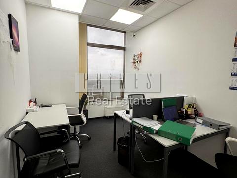 комерційна за адресою Богдана Хмельницького вул., 19