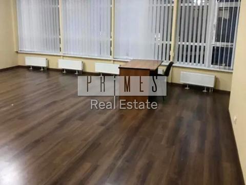 комерційна за адресою Кловський узвіз (Кловський), 7