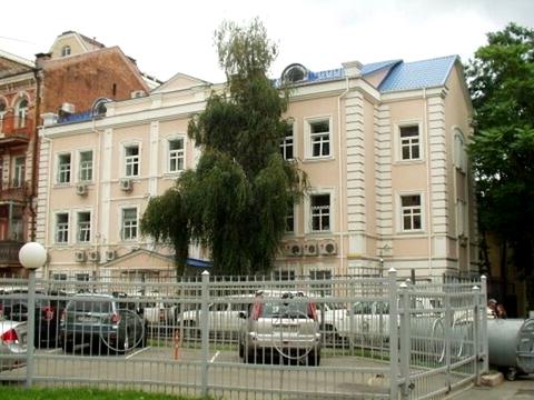 коммерческая по адресу Саксаганского ул., 111 а