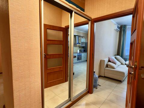 квартира за адресою Середньофонтанська вул., 19б