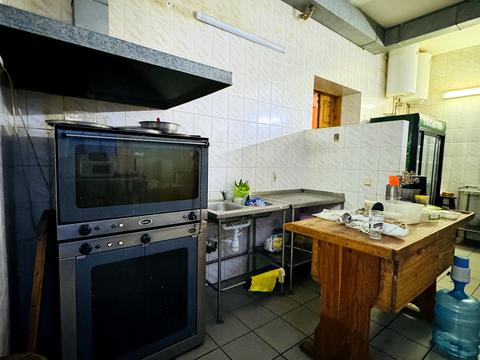 коммерческая по адресу Пилипа Орлика ул., 3А