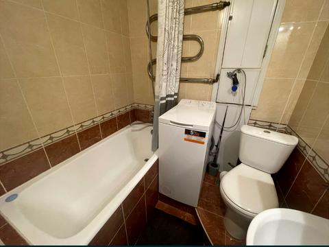 квартира за адресою Ростиславська вул. (Маршала Рибалка), 5