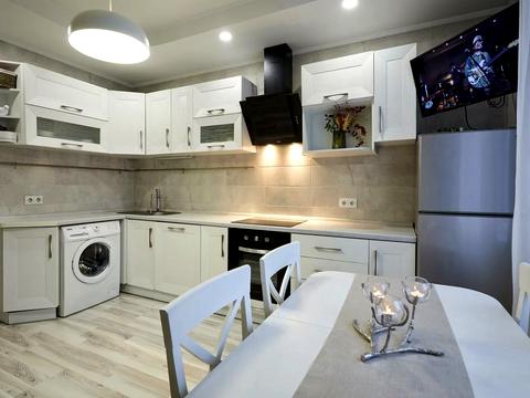 квартира по адресу Вячеслава Черновола ул., 27