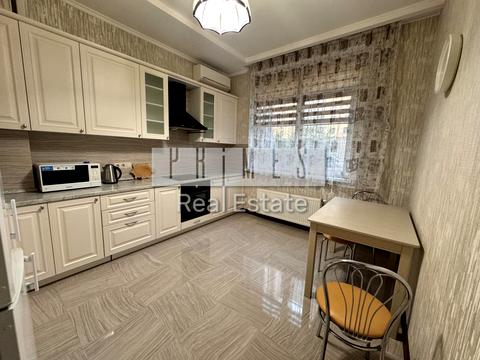 квартира по адресу Андрея Верхогляда ул. (Михайла Драгомирова), 12