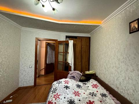 квартира за адресою Закарпатська вул., 8