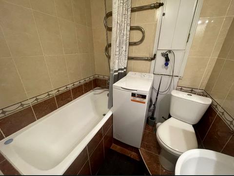 квартира за адресою Ростиславська вул. (Маршала Рибалка), 5