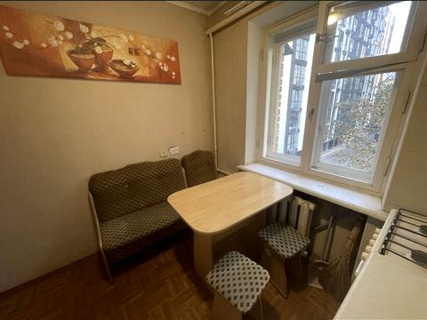 квартира за адресою Ростиславська вул. (Маршала Рибалка), 5