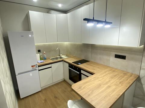 квартира за адресою Олександра Олеся вул., 10