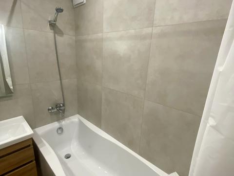 квартира по адресу Олександра Олеся ул., 10