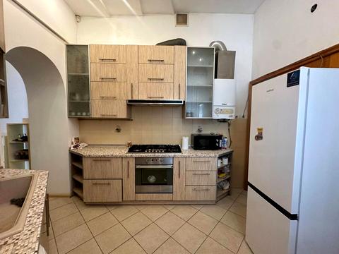 квартира за адресою Леся Мартовича вул., 5