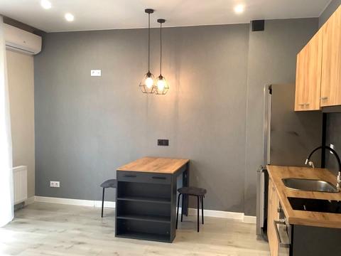 квартира за адресою Київ, Метрологічна вул., 21-Б