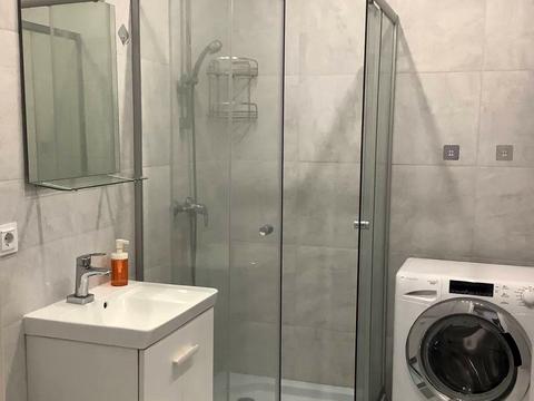 квартира за адресою Київ, Метрологічна вул., 21-Б