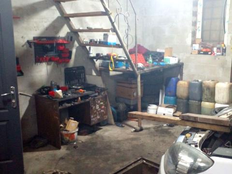 комерційна за адресою Лозовая, 1