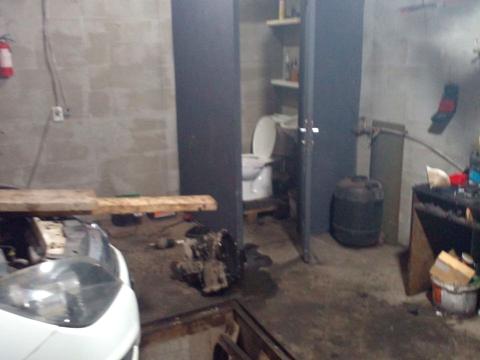 комерційна за адресою Лозовая, 1