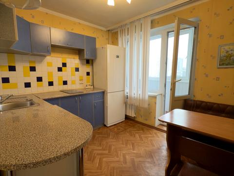 квартира за адресою Голосіївський просп. (40-річчя Жовтня), 7