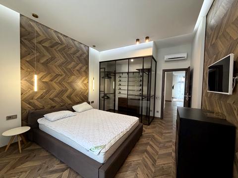 квартира за адресою Академіка Філатова вул., 2/1