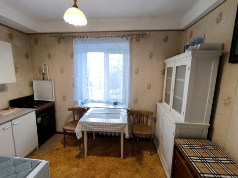 квартира за адресою Рея Бредбері вул., 14