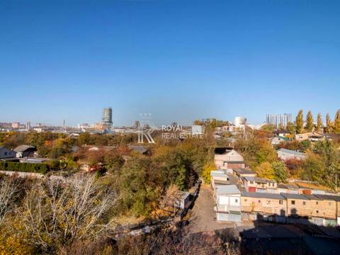 коммерческая по адресу Тихая ул., 19