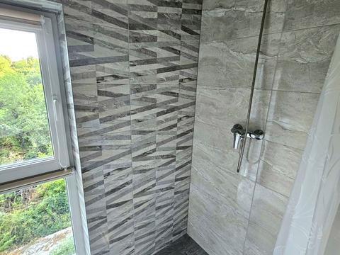 будинок за адресою Високовольтна вул., 83