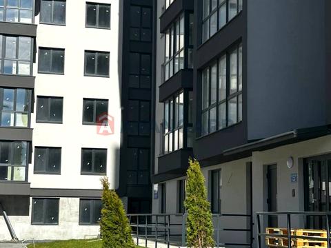 комерційна за адресою Роксоляни вул., 155