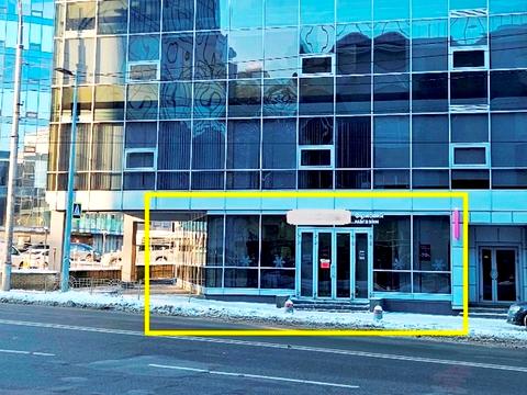 комерційна за адресою Нововокзальна вул., 2