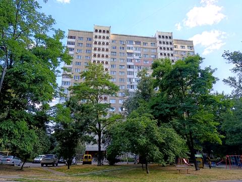 квартира за адресою Квітневий пров., 8