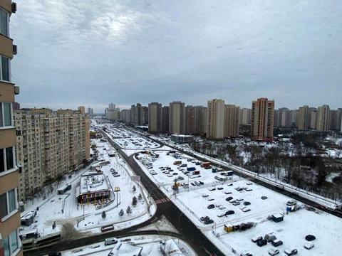 квартира по адресу Олены Пчилки ул., 2