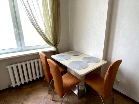 квартира по адресу Олены Пчилки ул., 2