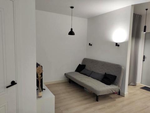 квартира по адресу Ревуцкого ул., 40-Г