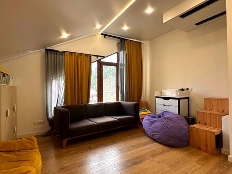 будинок за адресою Хрещатик