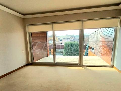 дом по адресу Михаїла Грушевського вулиця