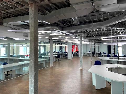 комерційна за адресою Дегтярівська вул., 27