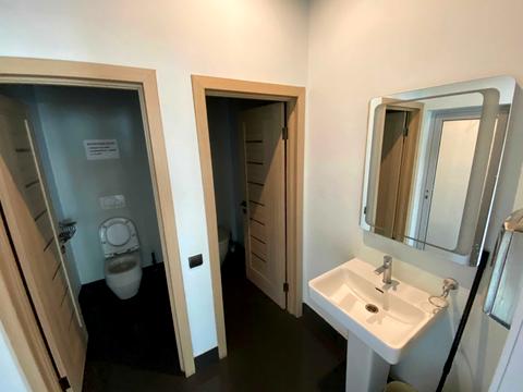 комерційна за адресою Дегтярівська вул., 27