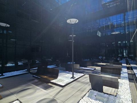 комерційна за адресою Межигірська вул., 54