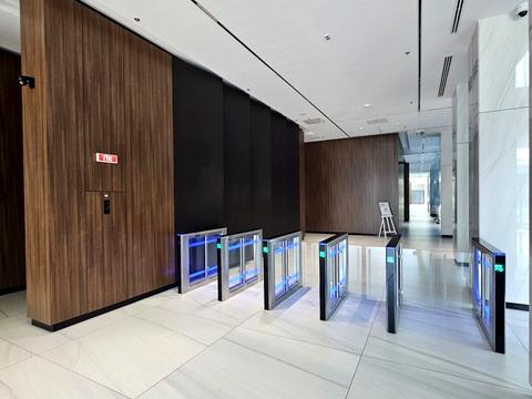 комерційна за адресою Межигірська вул., 54