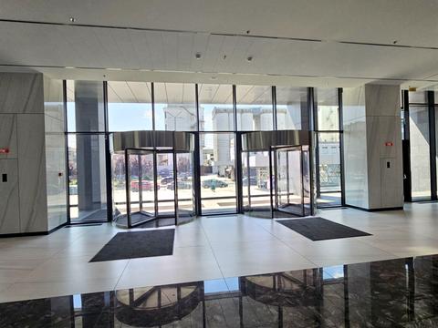 комерційна за адресою Межигірська вул., 54