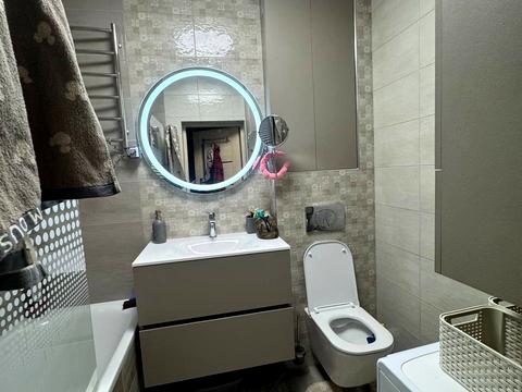 квартира за адресою Левка Лук'яненка вул. (Василя Жуковського), 16, 18, 20, 24