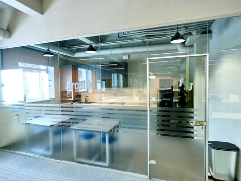 коммерческая по адресу Сімʼї Прахових ул. (Гайдара), 52