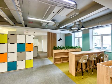 коммерческая по адресу Сімʼї Прахових ул. (Гайдара), 52