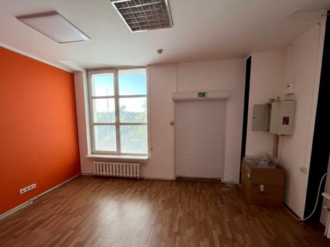 комерційна за адресою Олександра Кошиця вул., 9-Б